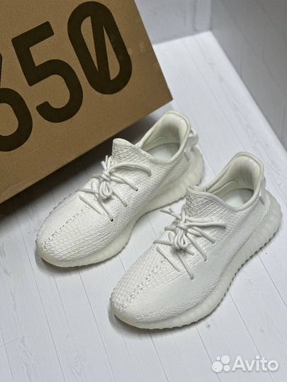 Кроссовки Adidas Yeezy 350 для повседневной носки