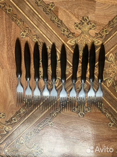 Столовы приборы