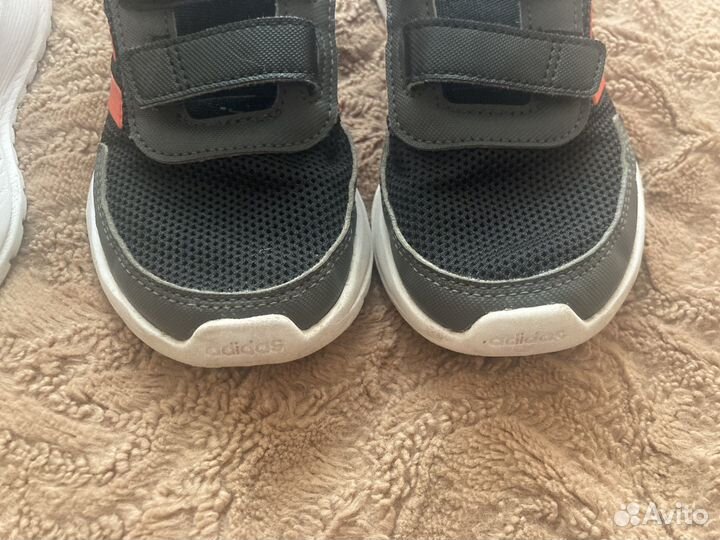 Кроссовки adidas