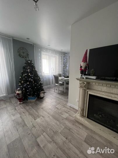 Продается искуственная ель