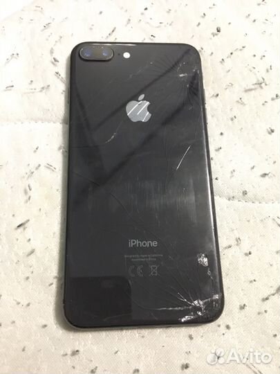 iPhone 8 Plus, 64 ГБ