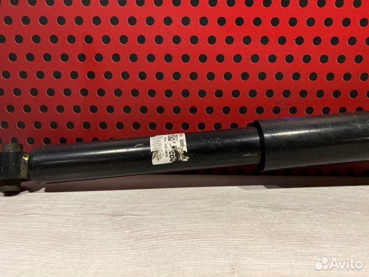 Амортизатор задний Kia Proceed seurpj721 G4LH 1.5