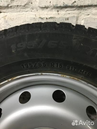Pirelli Formula Ice 195/65 R15