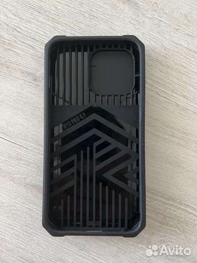 Чехол на iPhone 13 pro