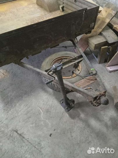 Прицеп на легковой автомобиль