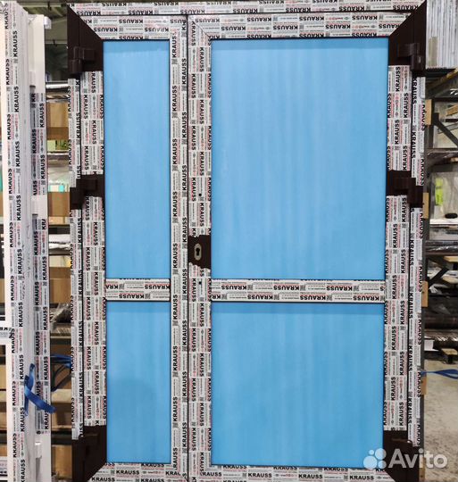 Дверь алюминиевая новая