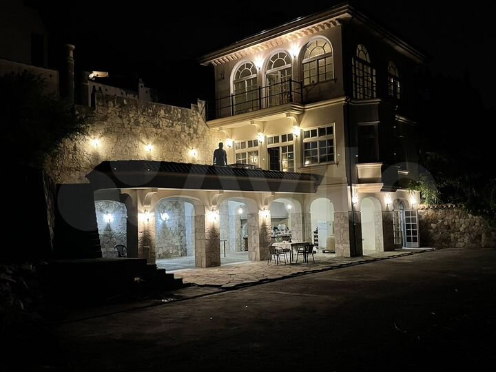 Дом 150 м² на участке 8 сот.