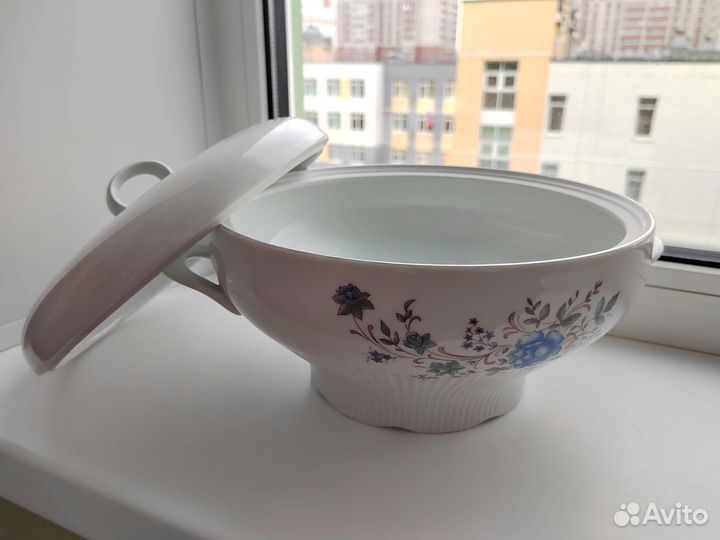 Продаю супницу