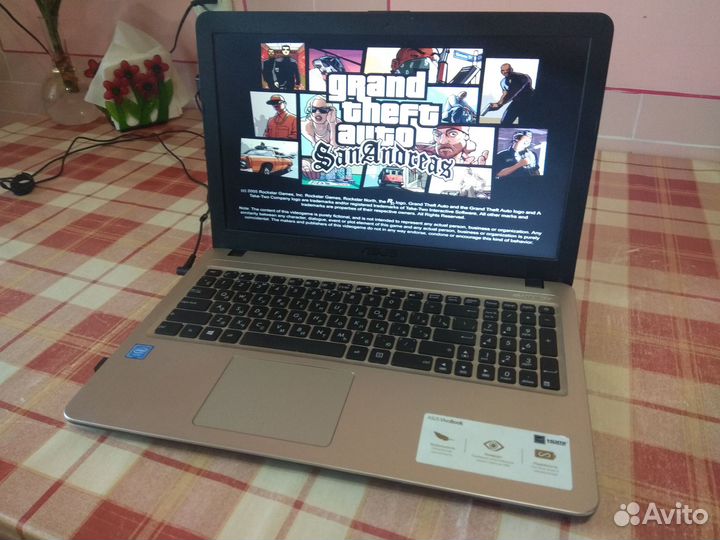 Отличный asus SSD 120Гб для работы и не только