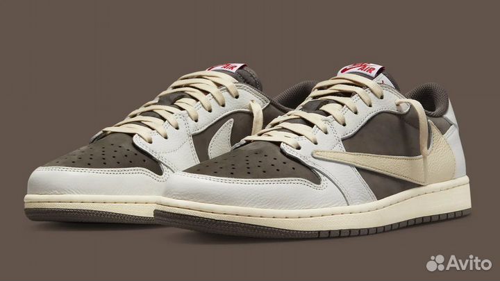Reverse Mocha Travis Scott x NIke Air Jordan 1 Low