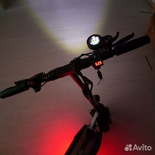 Электросамокат kugo м4