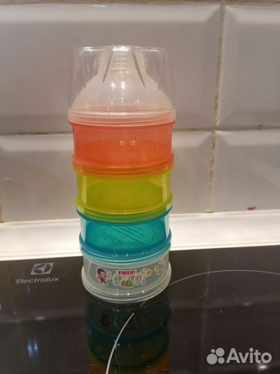 Набор контейнеров с дозатором для детского питания