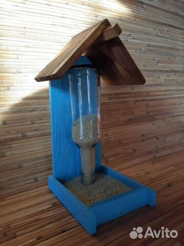 Кормушка для птиц из дерева