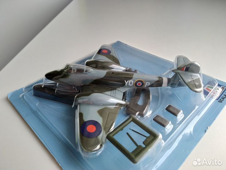 Модели самолётов Italeri 1/100, металл, новые