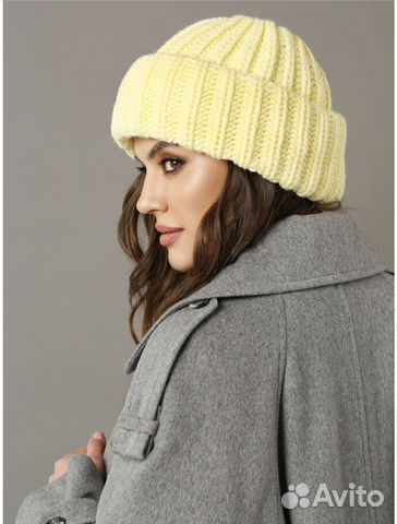 Шапка женская вязаная