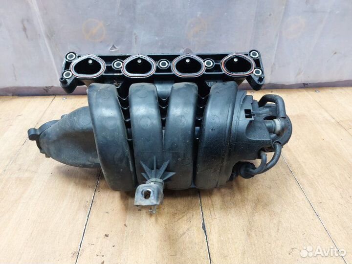 Коллектор впускной Opel Zafira B минивэн Z18XER