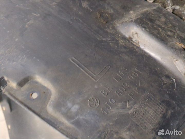 Защита арок (подкрылок) Volkswagen Golf 4, 1998