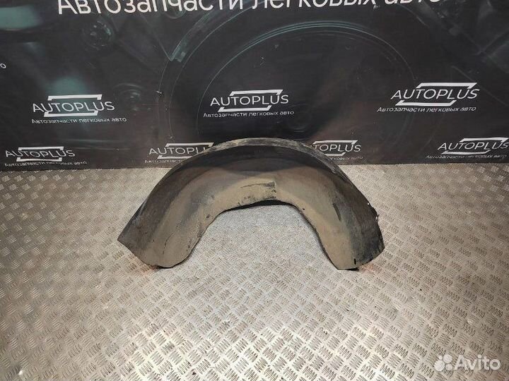 Подкрылок задний правый Mercedes Benz C 230 2.3 M