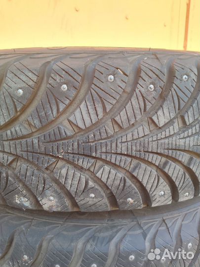 R15 Sava Eskimo Stud 185/65, PCD 4x114.3 DIA 67