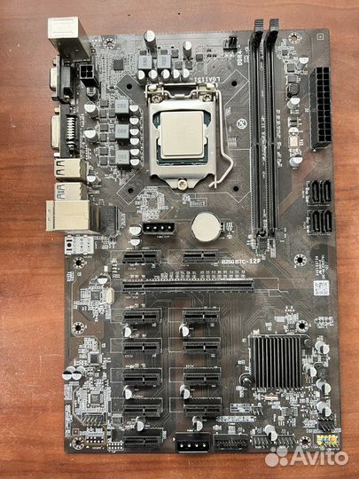 Материнская плата с процессором