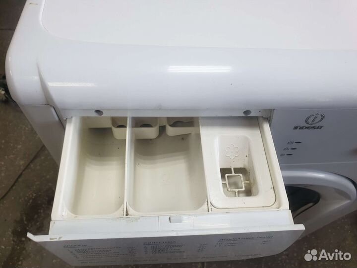 Стиральная машина Indesit 6кг
