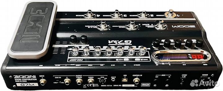 Ламповый гитарный процессор zoom g7.ut