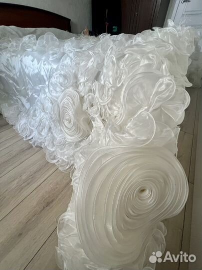 Покрывало с наволочками Suite home white rose