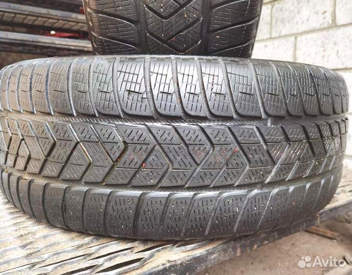 Pirelli Scorpion Winter 235/55 R18 104H