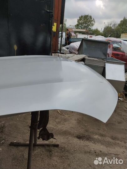 Капот Mitsubishi Outlander 3Бу