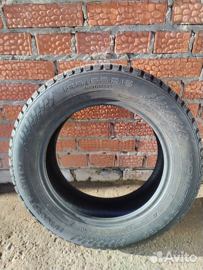 Nokian Tyres Hakkapeliitta 9 185/65 R15 123