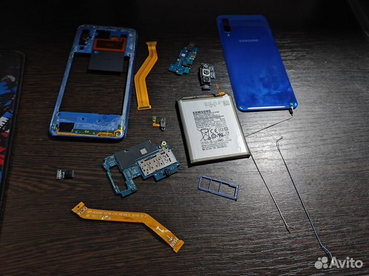 Запчасти для телефона Samsung A50 разбор