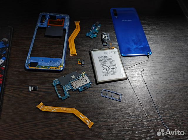 Запчасти для телефона Samsung A50 разбор
