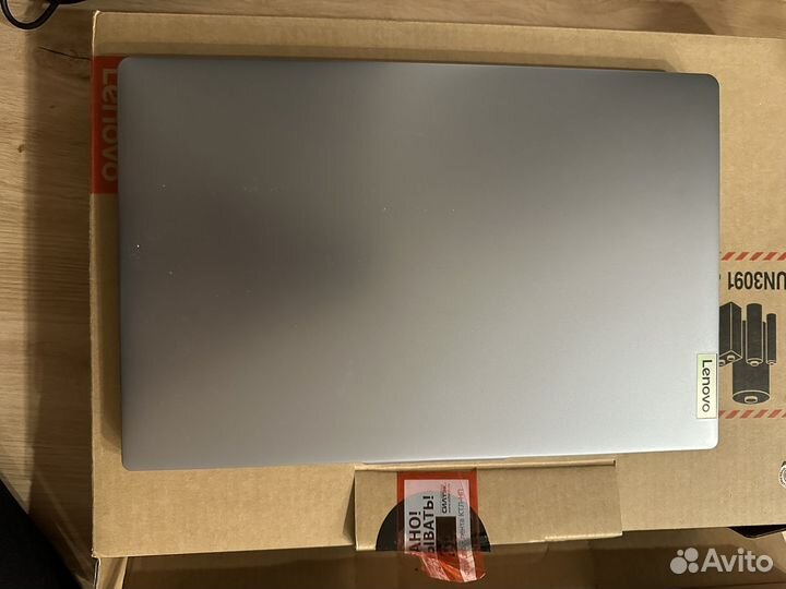 Ноутбук Lenovo IdeaPad Slim 3