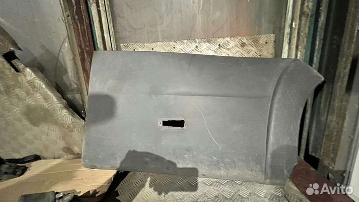 Накладка заднего крыла правая Пежо/Ситроен/Фиат 3