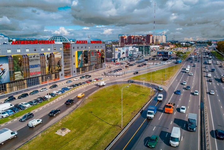 Торговая площадь 850 м² под автосалон у МКАД