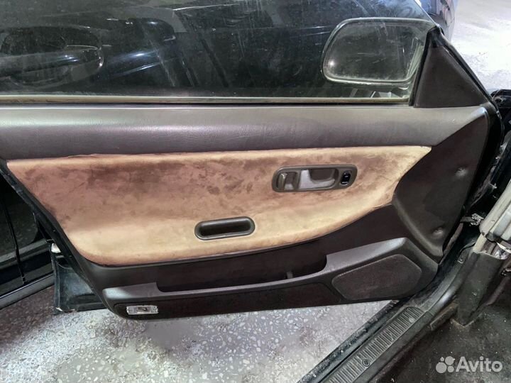 Дверные карты Nissan Laurel C33