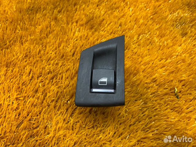 Кнопка стеклоподъемника задняя левая Bmw 5-Series