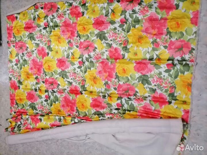 Отрезы ткани для шитья