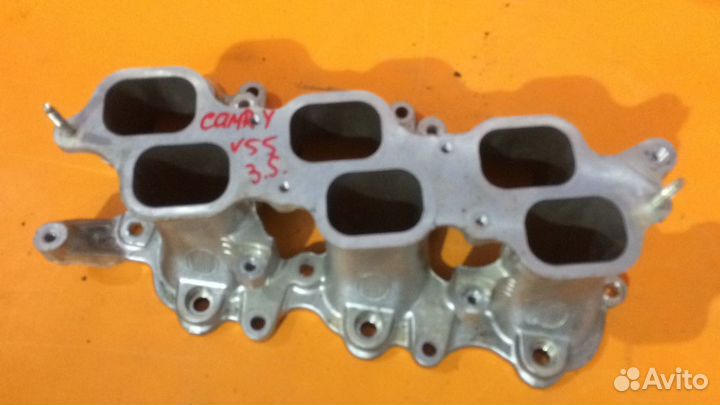 Впускной коллектор на Toyota Camry V50 V55 2.5 3.5