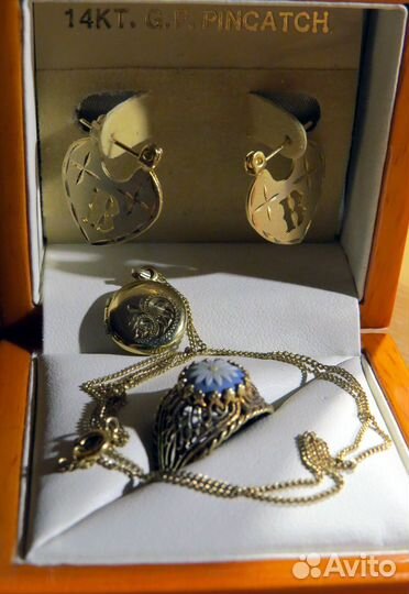 Винтажные золотые украшения из США