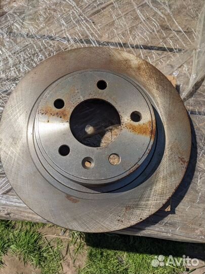 Тормозные задние диски на Шевроле
