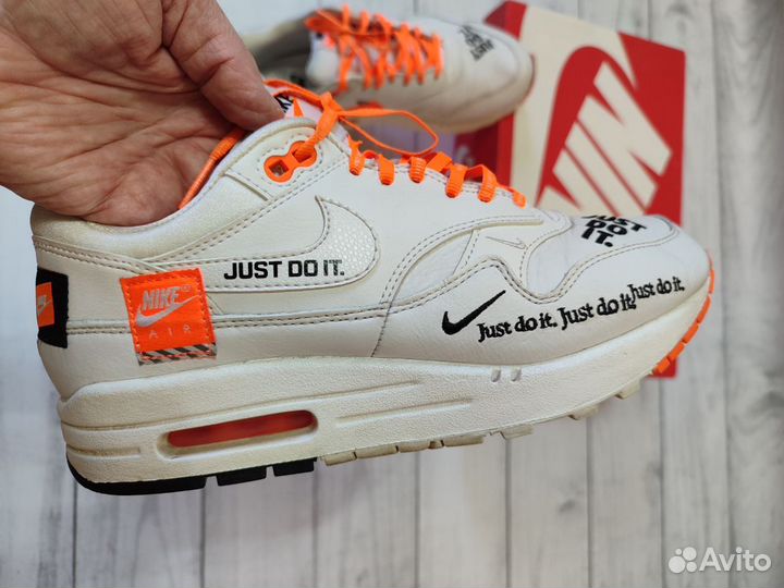 Кроссовки Nike AIR MAX 1