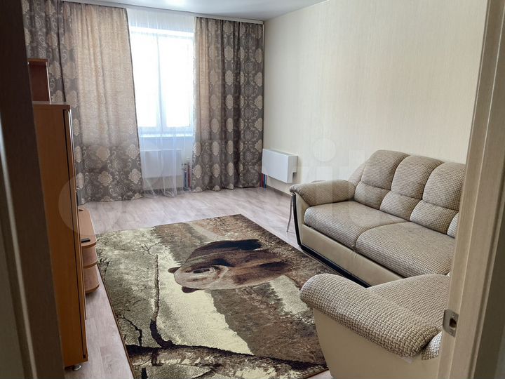 2-к. квартира, 63 м², 2/5 эт.