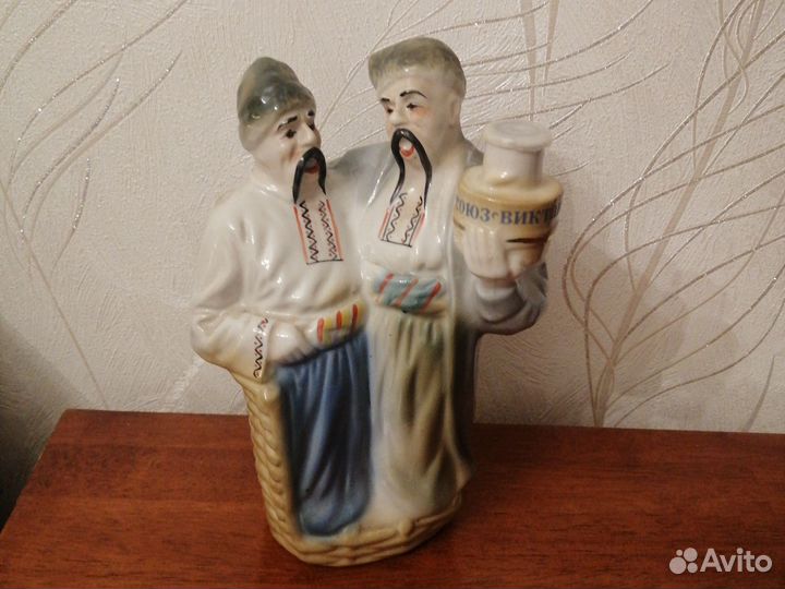 Статуэтка штоф Казаки