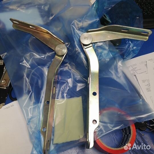 Петли Урал Некст капота