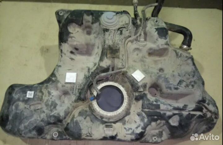 Топливный бак toyota corolla 150