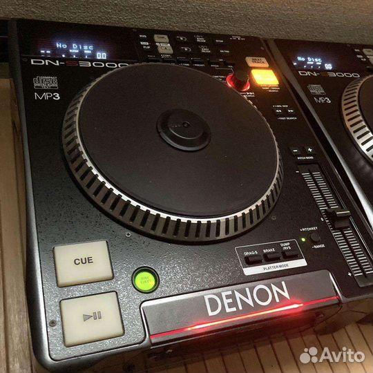 Denon DJ контроллер