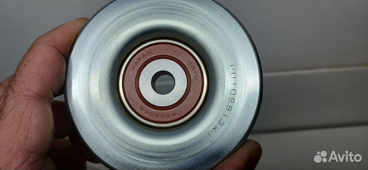 Ролик обводной ремня генератора toyota 1660323011