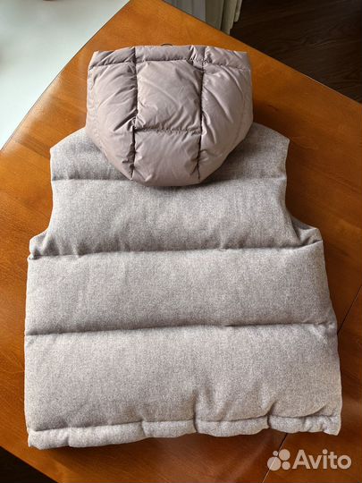 Новый Жилет пуховый из шерсти 12 storeez