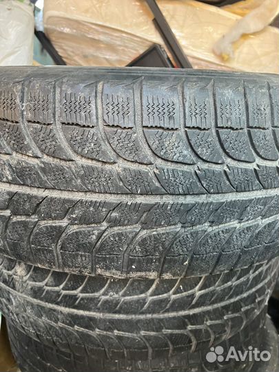 Michelin Latitude X-Ice 265/70 R17